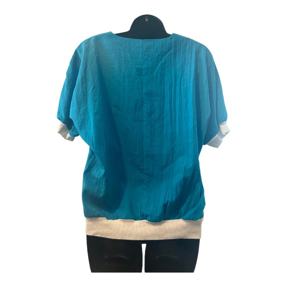 80’s Shirt - Picture 3 of 4